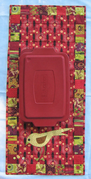 Pattern, ABQ, Home Cooking Casserole Cover, converts into a table runner     ABQ-140