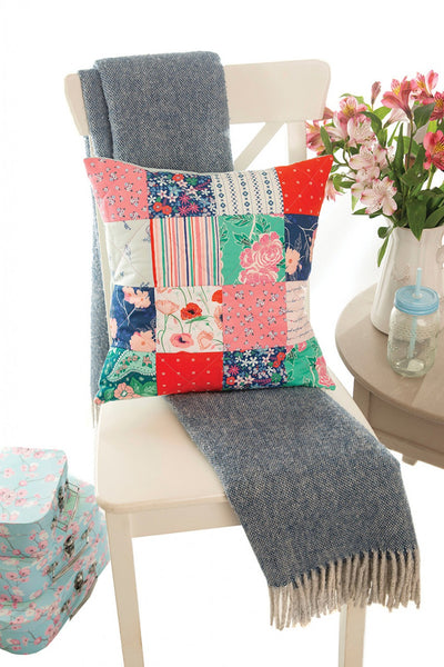 Book, Jump Into Patchwork and Quilting 14472